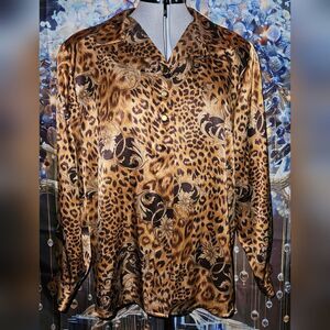 Joan Leslie: Size 16.5, Shirt